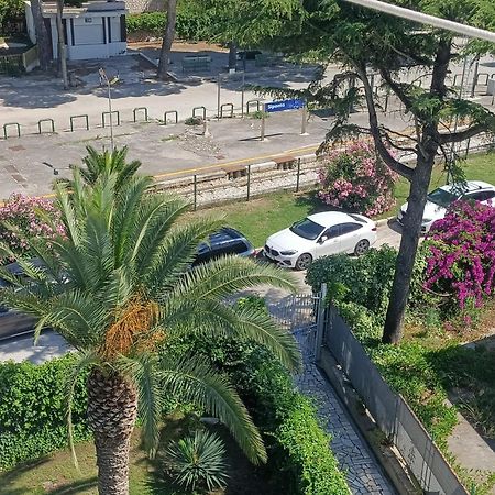 The Family Nest - Casa Eva Apartment Manfredonia Exterior foto