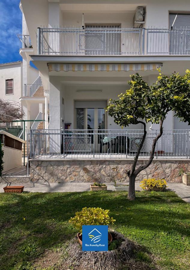 The Family Nest - Casa Eva Apartment Manfredonia Exterior foto